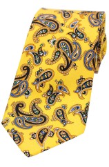 Soprano Vintage Paisley On Gold Ground